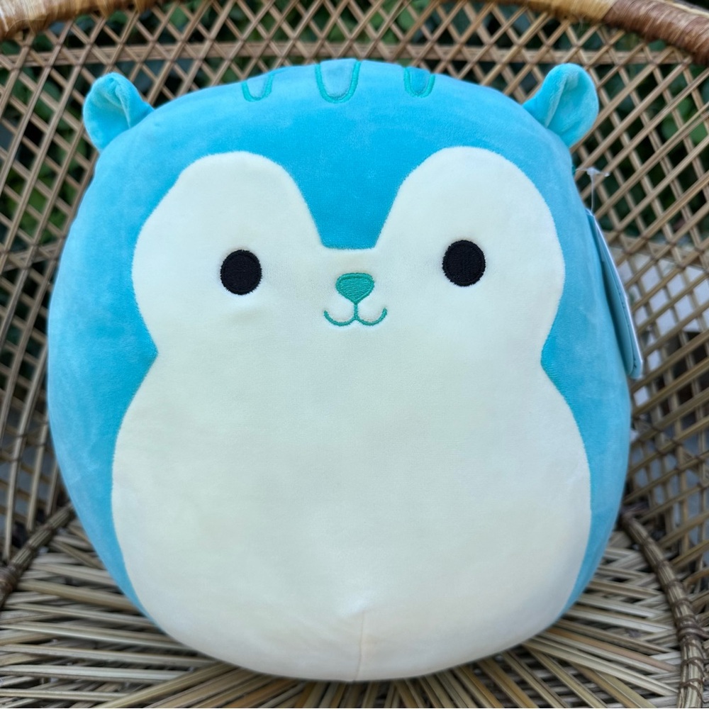Santiago Blue Squirrel Squishmallow - MISPRINT TAG